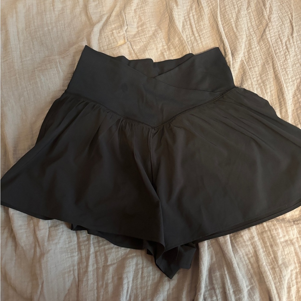 Aerie flowy shorts